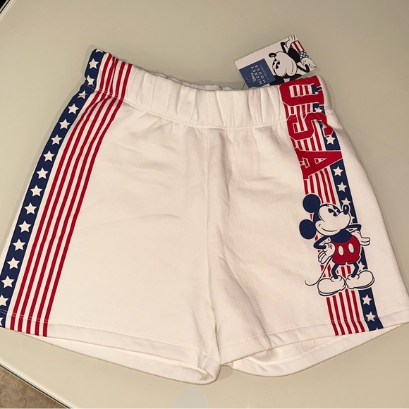 Disney Pants - NWT‼️ Disney Mickey Mouse Shorts